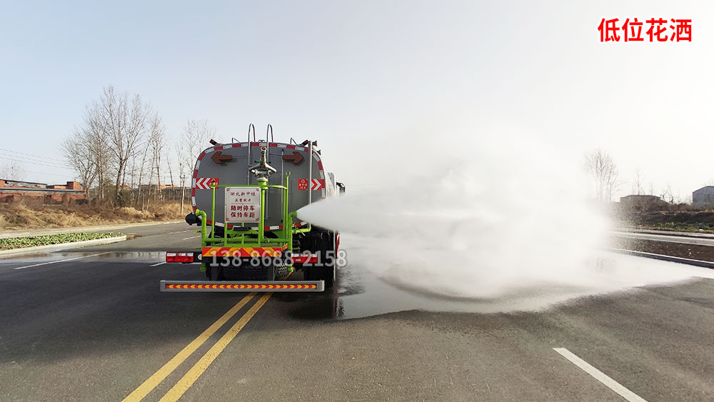 東風(fēng)天錦灑水車