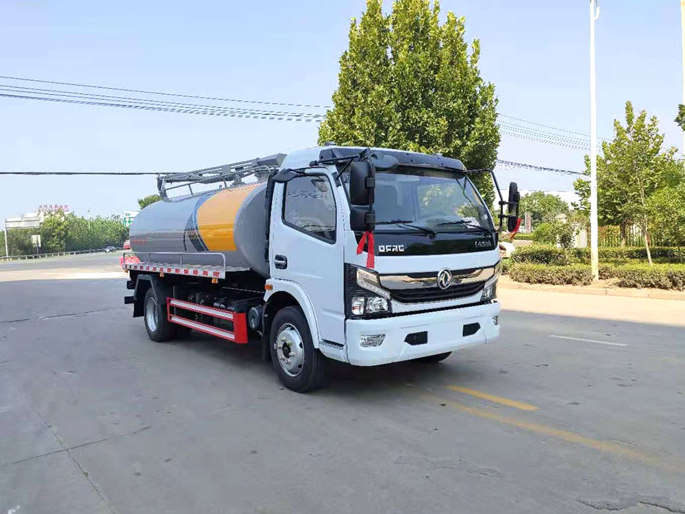 【9立方 】東風(fēng)多利卡D7吸糞車 東風(fēng)凱普特K7