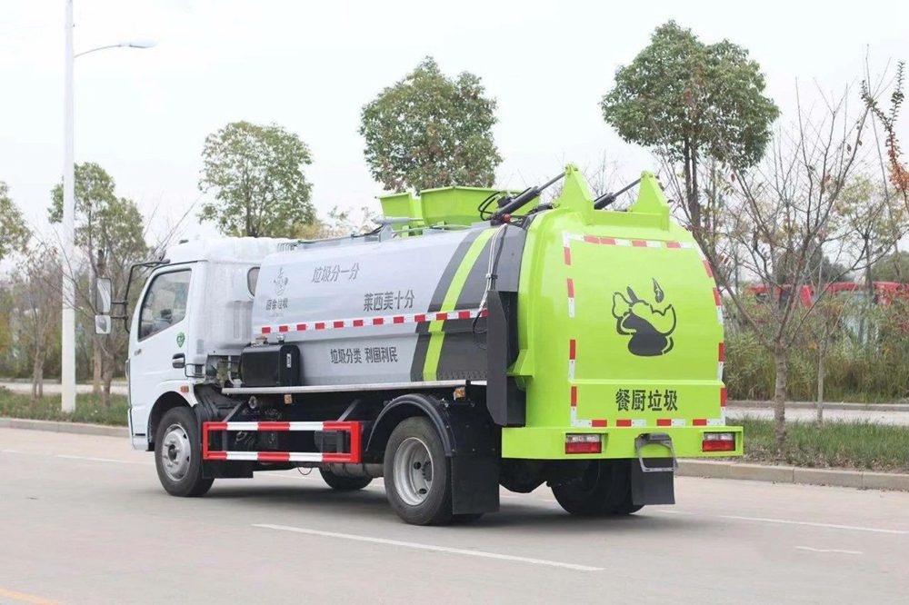 【6.5立方】東風(fēng)多利卡D7餐廚垃圾車